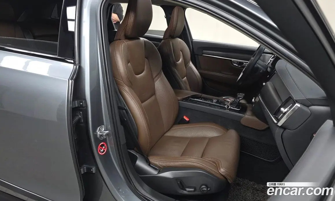 Volvo V90 2019 2.0 автомат (гидро), фото 18 Volvo V90 2019 2.0 автомат (гидро), фото 18