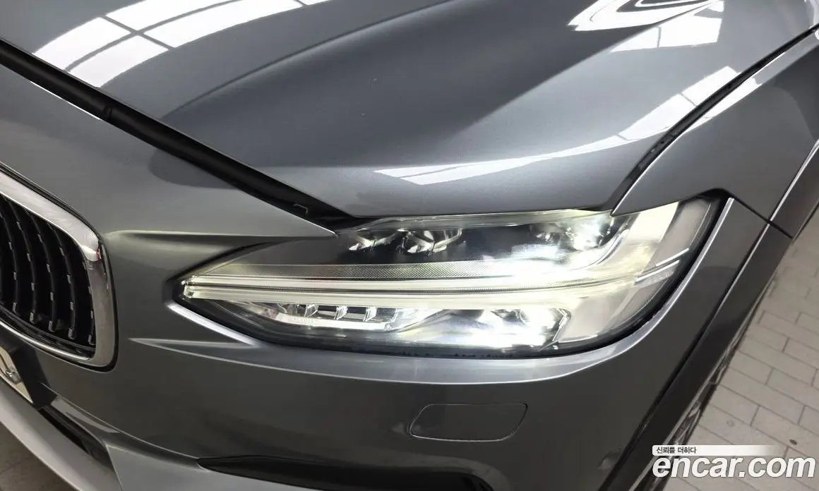 Volvo V90 2019 2.0 автомат (гидро), фото 8 Volvo V90 2019 2.0 автомат (гидро), фото 8