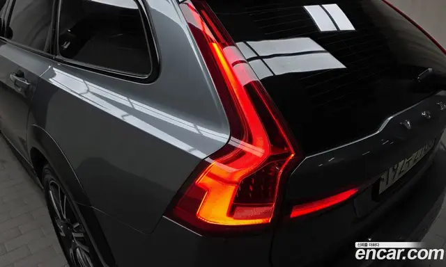 Volvo V90 2019 2.0 автомат (гидро), миниатюра 9 Volvo V90 2019 2.0 автомат (гидро), миниатюра 9