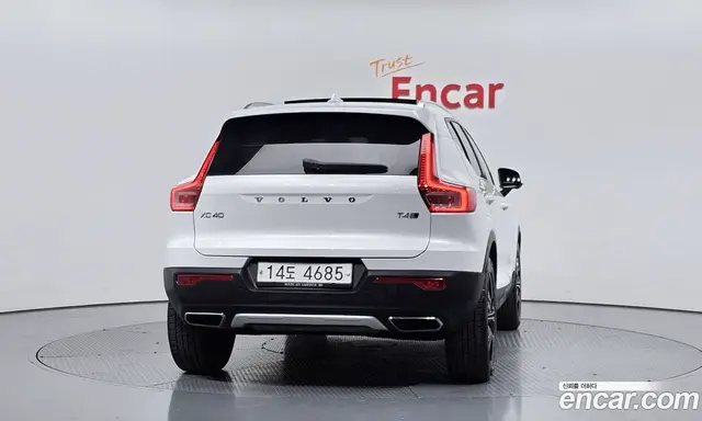 Volvo XC40 2019 2.0 автомат (гидро), миниатюра 4 Volvo XC40 2019 2.0 автомат (гидро), миниатюра 4