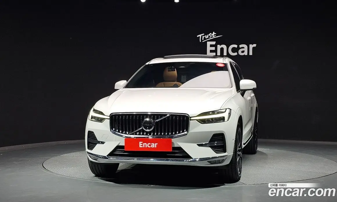Volvo XC60 2023 2.0 автомат (гидро), фото 3 Volvo XC60 2023 2.0 автомат (гидро), фото 3
