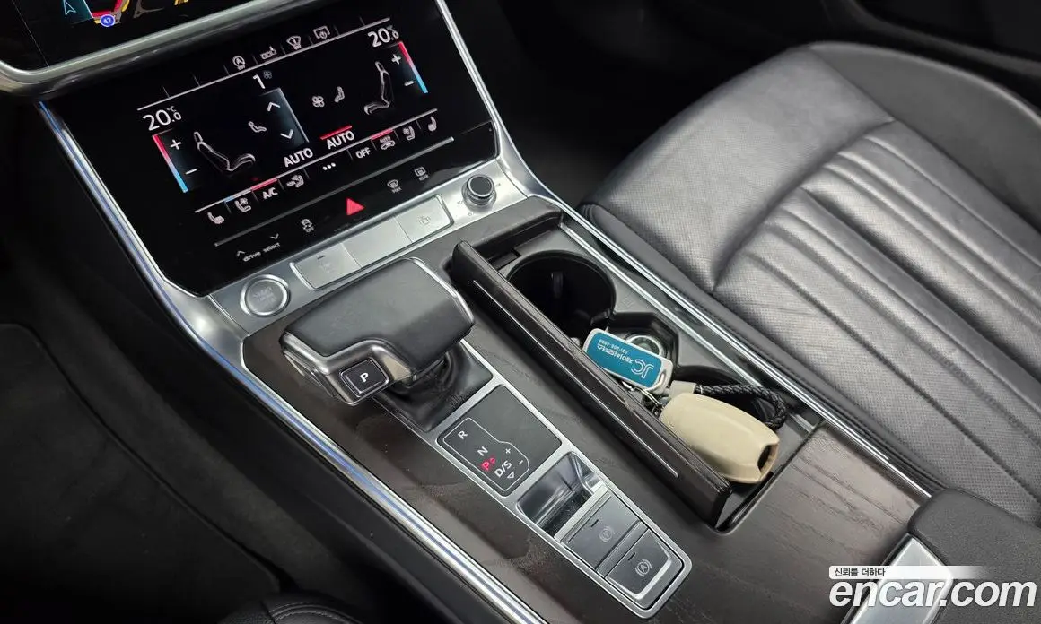 Audi A6 2020 2.0 автомат (гидро), фото 12