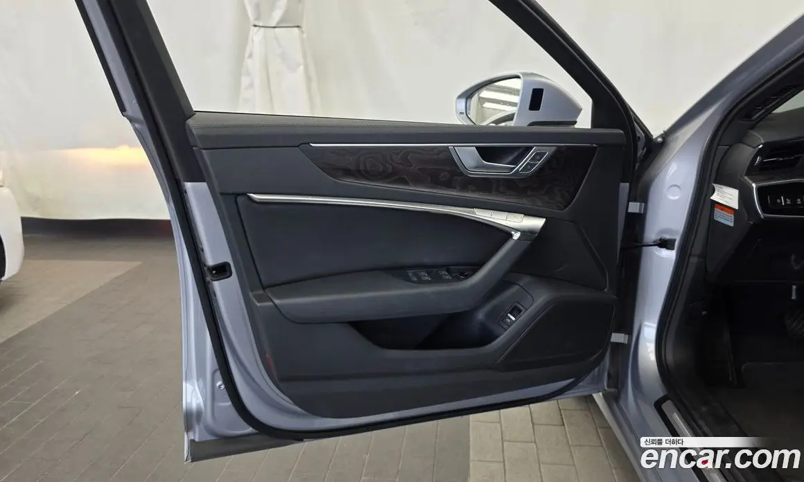 Audi A6 2020 2.0 автомат (гидро), фото 14