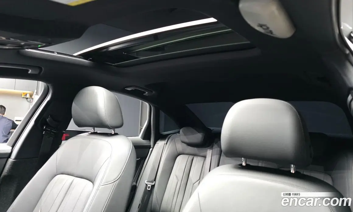 Audi A6 2020 2.0 автомат (гидро), фото 18