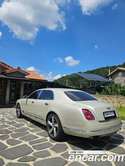 Bentley Mulsanne 2018 6.8 автомат (гидро), фото 4 Bentley Mulsanne 2018 6.8 автомат (гидро), фото 4
