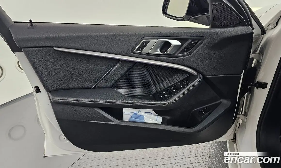 BMW 1 серия 2022 2.0 автомат (гидро), фото 14