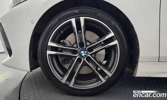 BMW 1 серия 2022 2.0 автомат (гидро), миниатюра 5