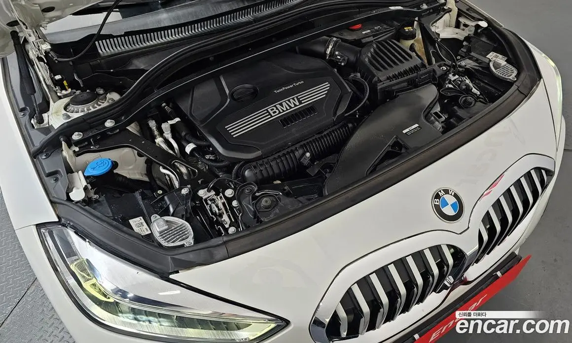 BMW 1 серия 2022 2.0 автомат (гидро), фото 6