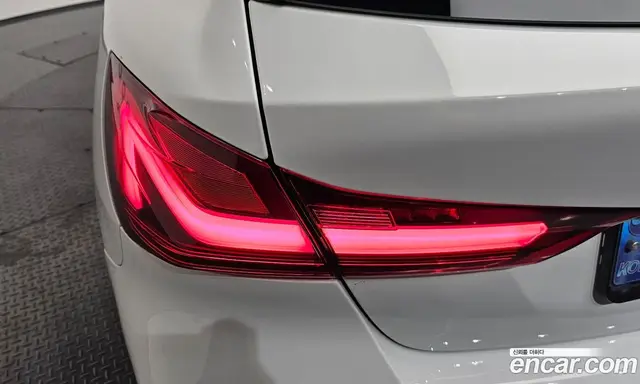 BMW 1 серия 2022 2.0 автомат (гидро), миниатюра 9