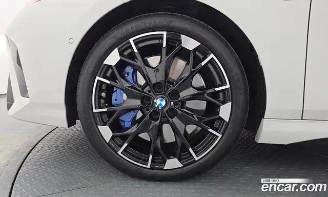 BMW 1 серия 2025 2.0 автомат (гидро), миниатюра 5