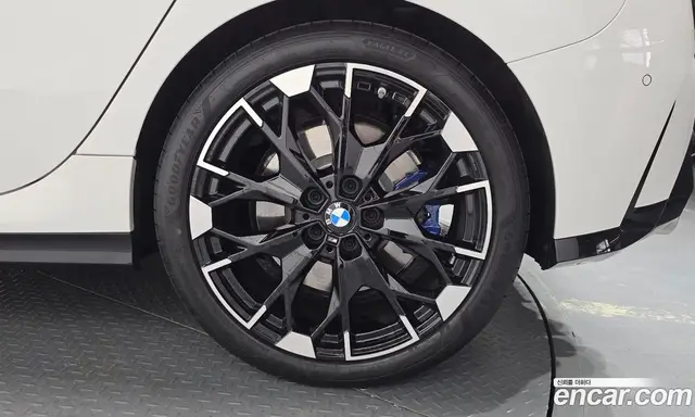 BMW 1 серия 2025 2.0 автомат (гидро), миниатюра 7