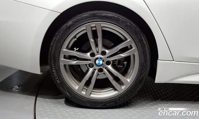 BMW 3 серия 2017 2.0 автомат (гидро), миниатюра 5