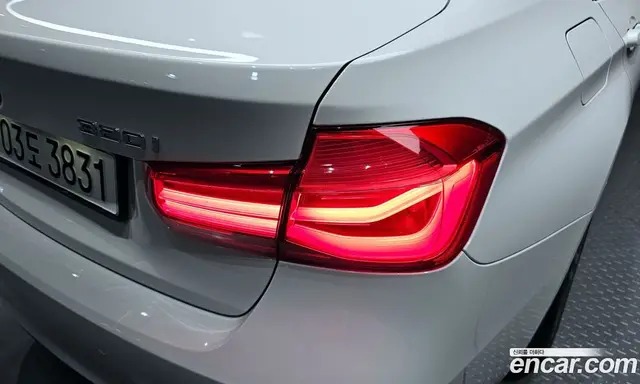 BMW 3 серия 2017 2.0 автомат (гидро), миниатюра 9