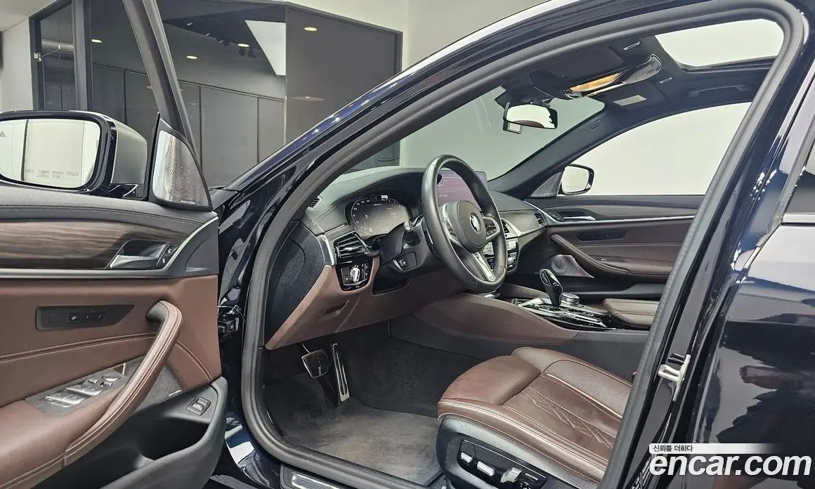BMW 5 серия 2020 4.4 автомат (гидро), фото 13