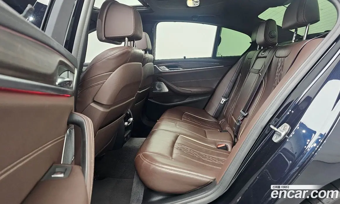 BMW 5 серия 2020 4.4 автомат (гидро), фото 18