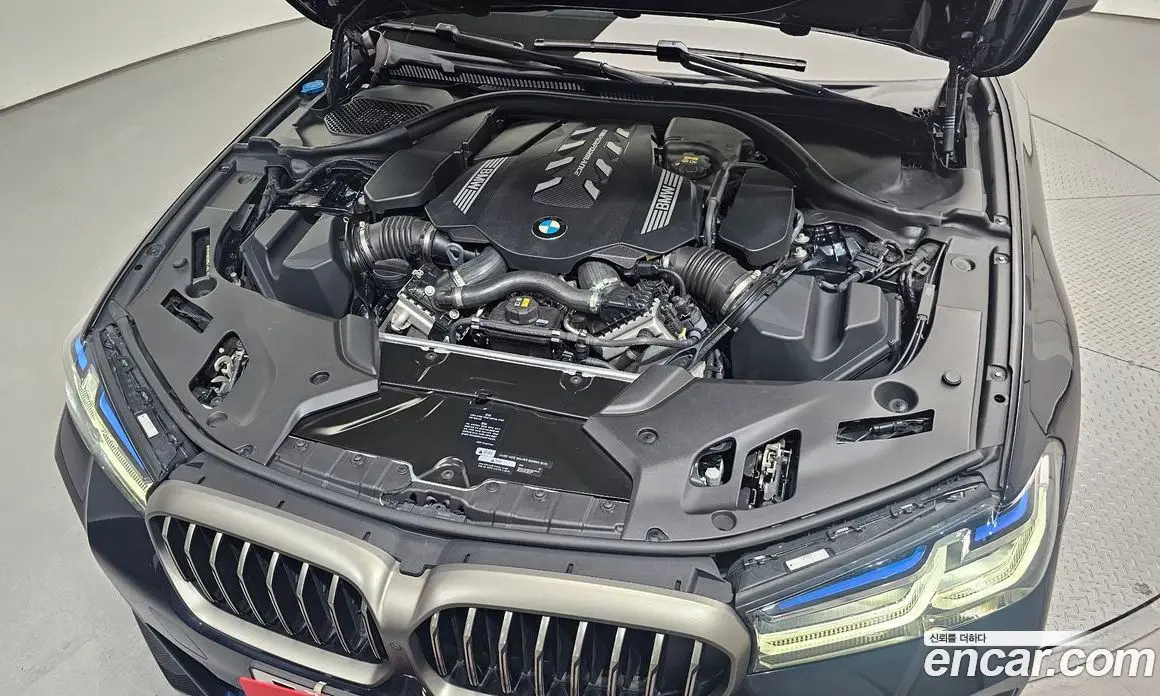 BMW 5 серия 2020 4.4 автомат (гидро), фото 6