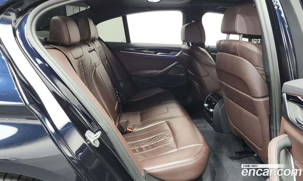BMW 5 серия 2021 2.0 автомат (гидро), фото 17