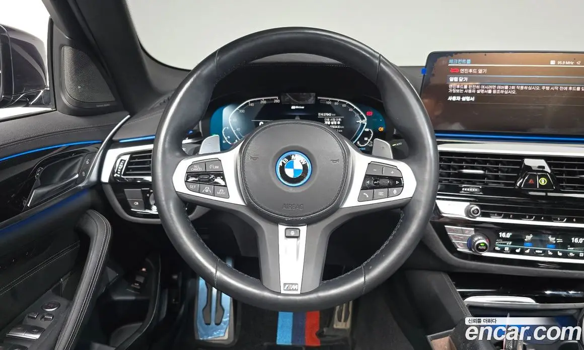 BMW 5 серия 2022 2.0 автомат (гидро), фото 18