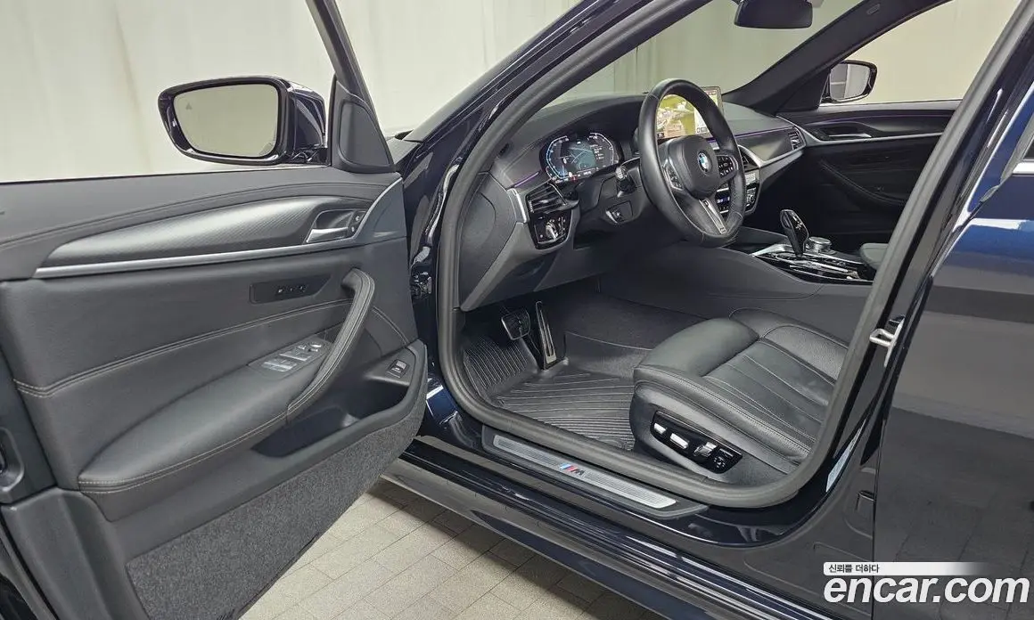 BMW 5 серия 2023 2.0 автомат (гидро), фото 13