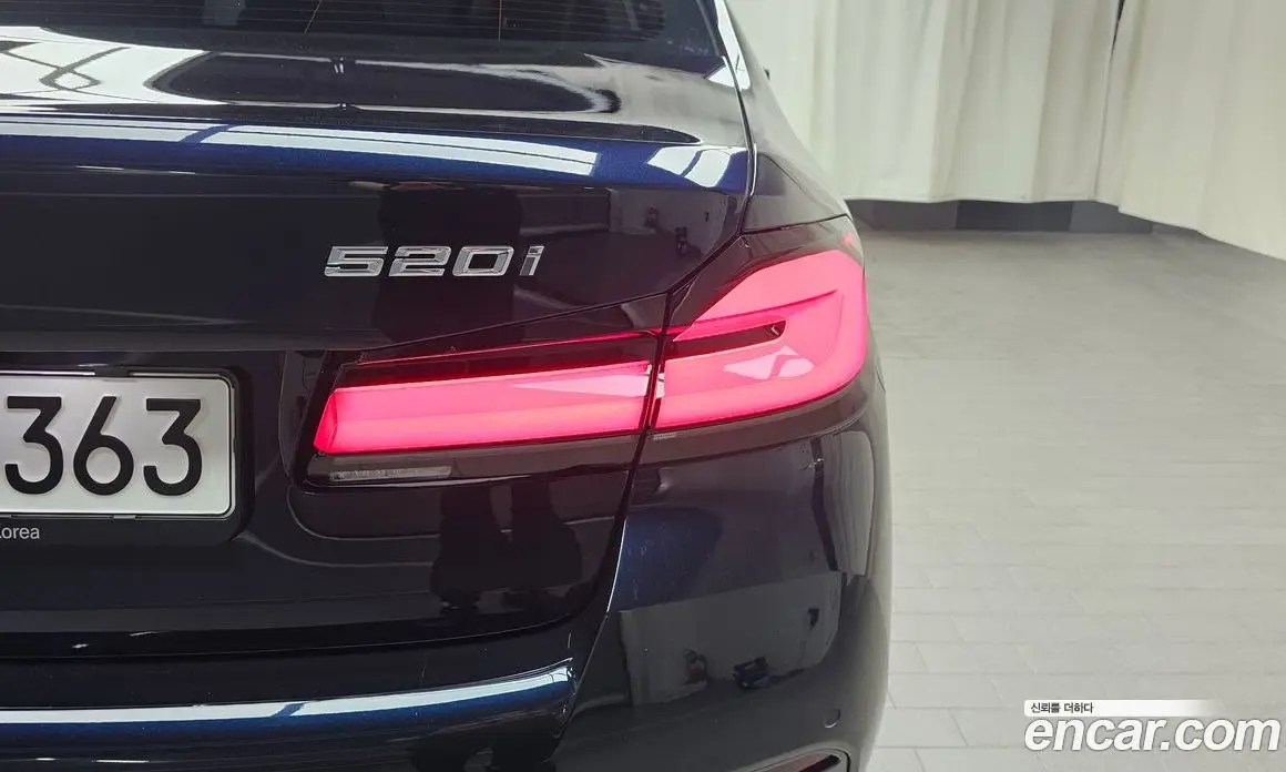 BMW 5 серия 2023 2.0 автомат (гидро), фото 9