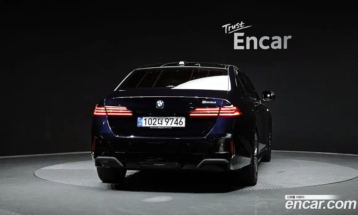 BMW 5 серия 2024 2.0 автомат (гидро), фото 3