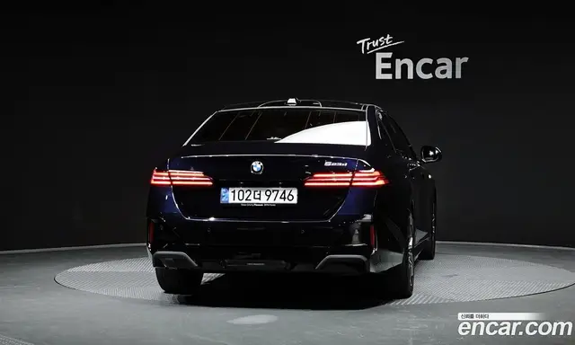 BMW 5 серия 2024 2.0 автомат (гидро), миниатюра 3
