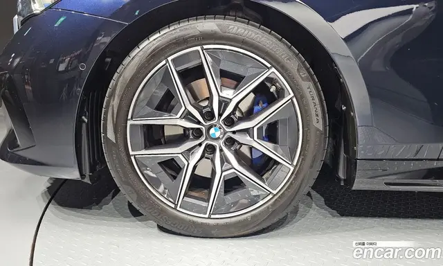 BMW 5 серия 2024 2.0 автомат (гидро), миниатюра 4
