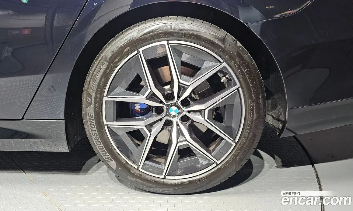 BMW 5 серия 2024 2.0 автомат (гидро), фото 6