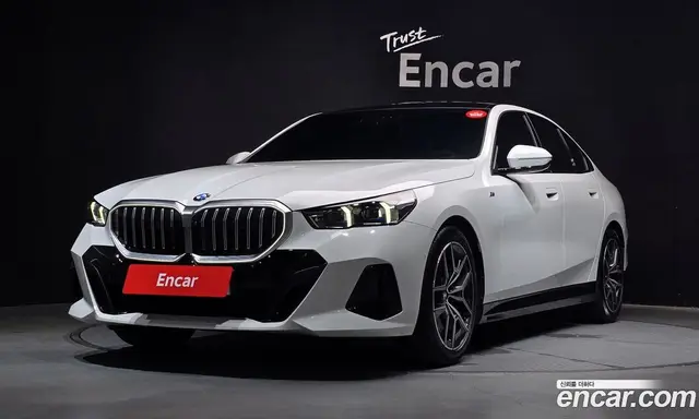 BMW 5 серия, 2025, 9 891 км