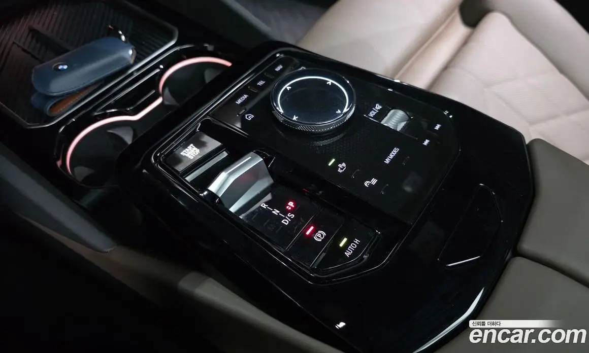 BMW 5 серия 2025 2.0 автомат (гидро), фото 11