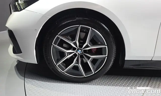 BMW 5 серия 2025 2.0 автомат (гидро), миниатюра 4