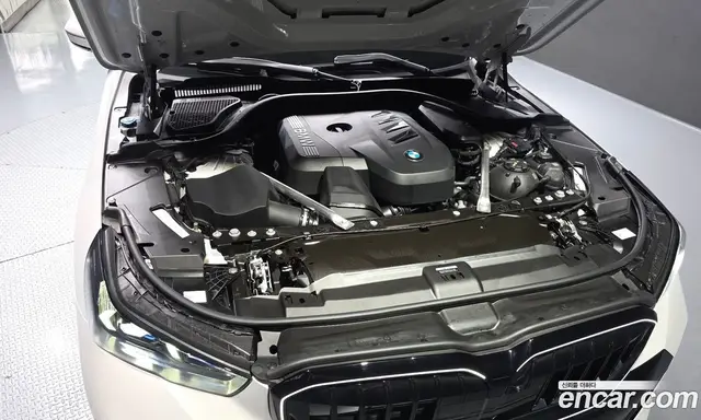 BMW 5 серия 2025 2.0 автомат (гидро), миниатюра 5