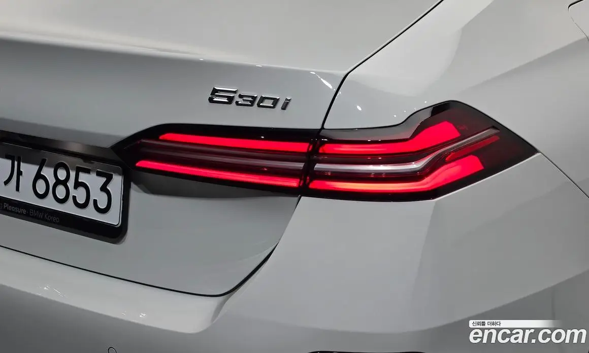 BMW 5 серия 2025 2.0 автомат (гидро), фото 9