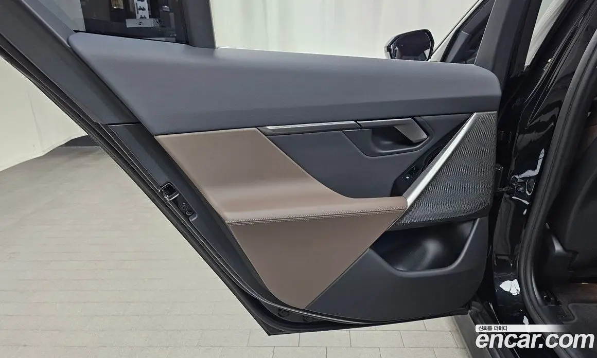 BMW 5 серия 2025 2.0 автомат (гидро), фото 14 BMW 5 серия 2025 2.0 автомат (гидро), фото 14