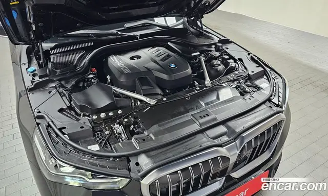 BMW 5 серия 2025 2.0 автомат (гидро), миниатюра 5 BMW 5 серия 2025 2.0 автомат (гидро), миниатюра 5