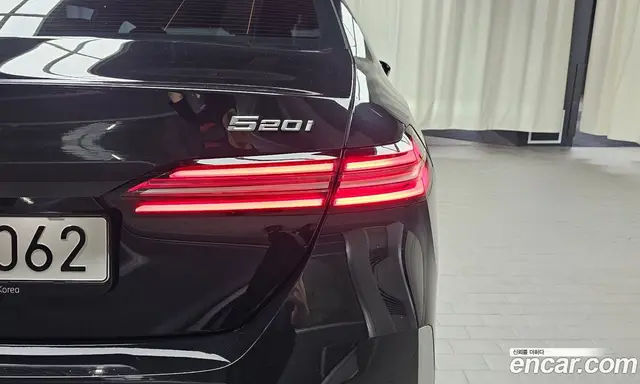 BMW 5 серия 2025 2.0 автомат (гидро), миниатюра 8 BMW 5 серия 2025 2.0 автомат (гидро), миниатюра 8