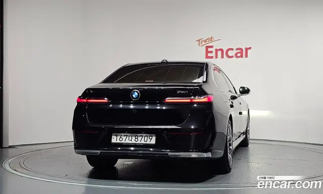 BMW 7 серия 2023 3.0 автомат (гидро), миниатюра 4