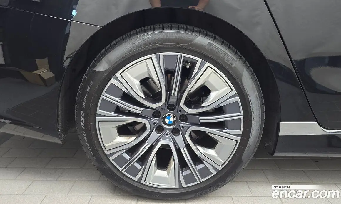 BMW 7 серия 2023 3.0 автомат (гидро), фото 5