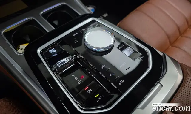 BMW 7 серия 2023 3.0 автомат (гидро), миниатюра 9