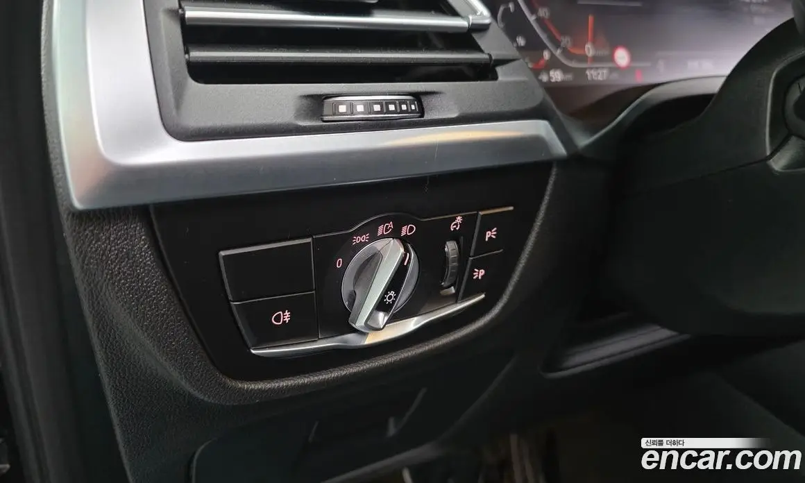 BMW X3 2022 2.0 автомат (гидро), фото 20