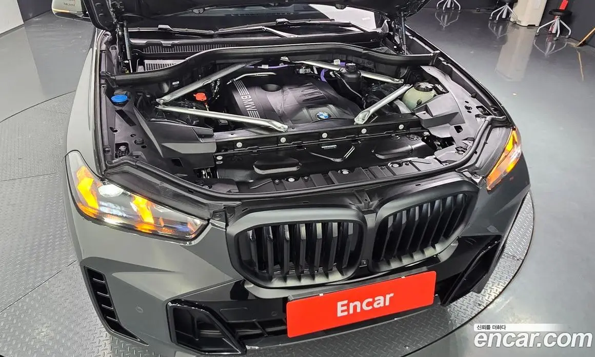 BMW X5 2025 3.0 автомат (гидро), фото 5