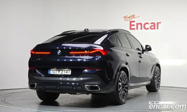 BMW X6 2024 3.0 автомат (гидро), миниатюра 2