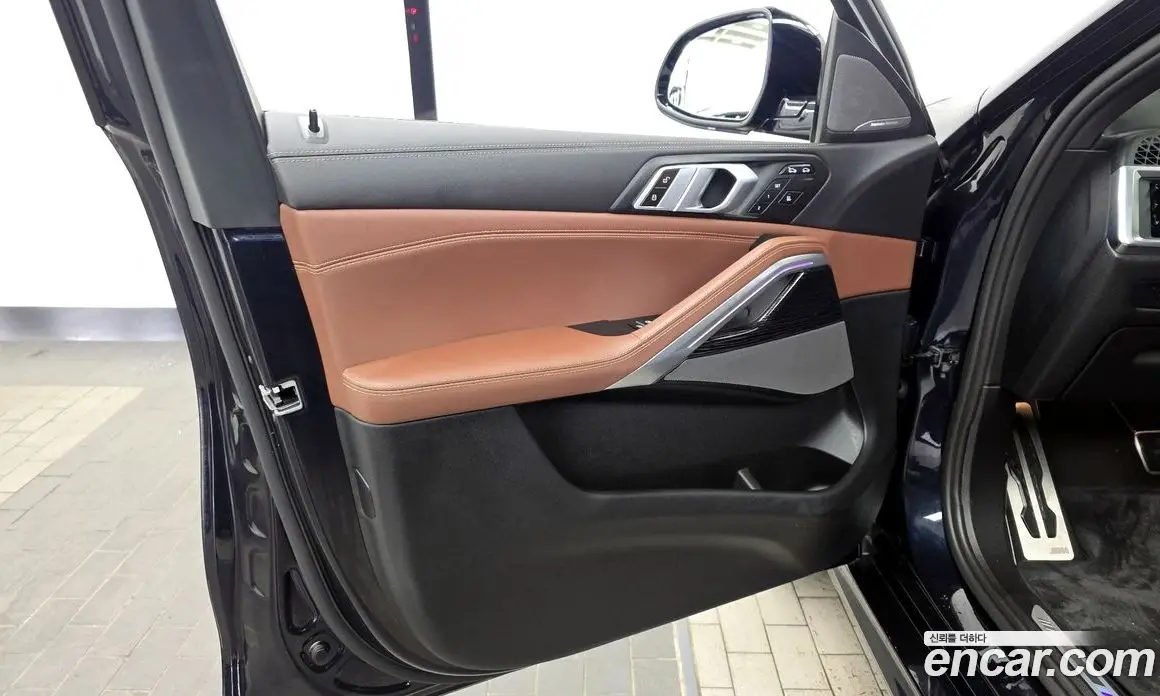 BMW X6 2024 3.0 автомат (гидро), фото 14