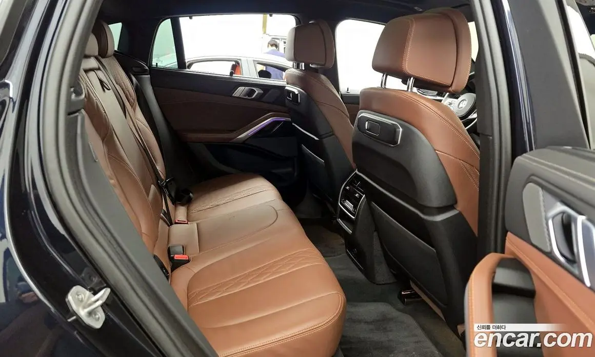 BMW X6 2024 3.0 автомат (гидро), фото 18