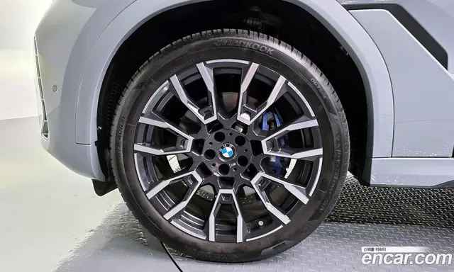 BMW X6 2024 3.0 автомат (гидро), миниатюра 5