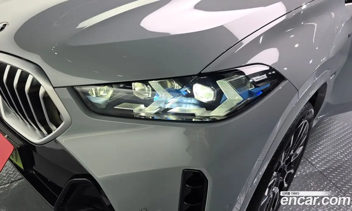 BMW X6 2024 3.0 автомат (гидро), фото 8