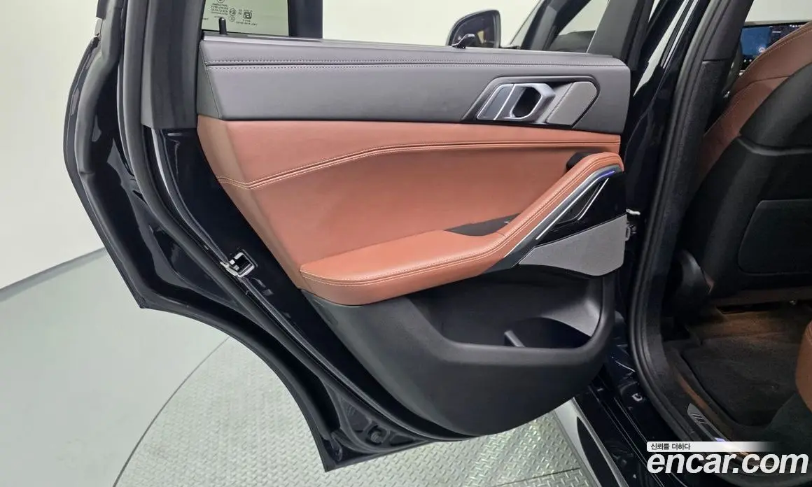 BMW X6 2025 3.0 автомат (гидро), фото 15