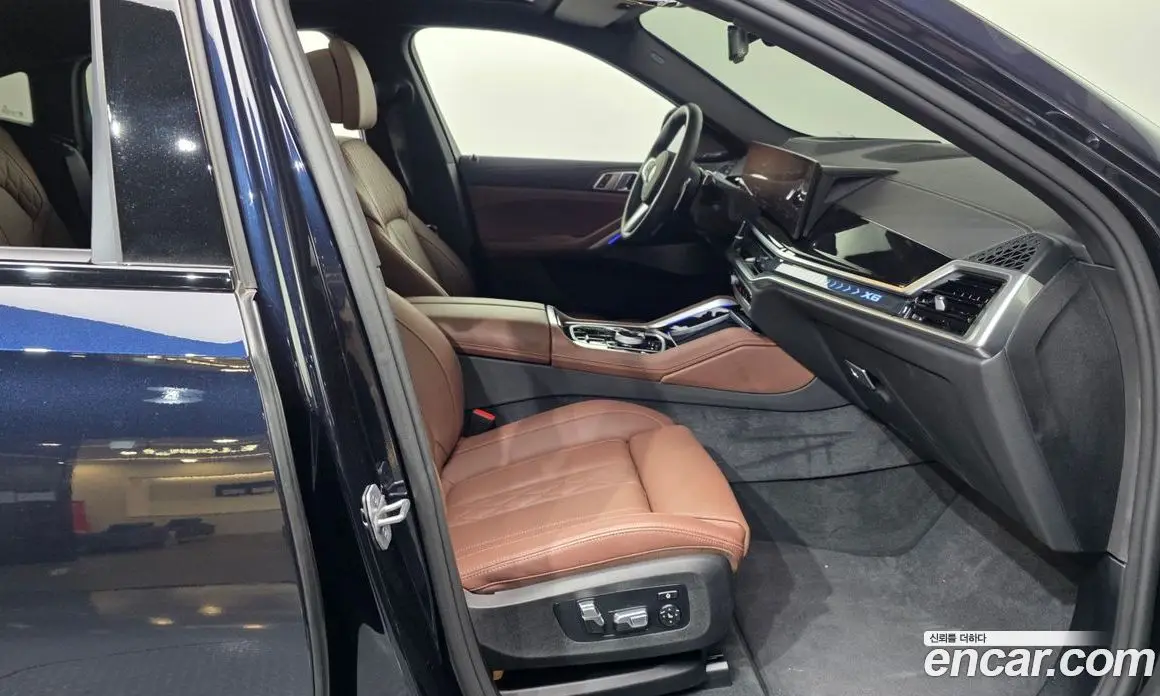 BMW X6 2025 3.0 автомат (гидро), фото 17