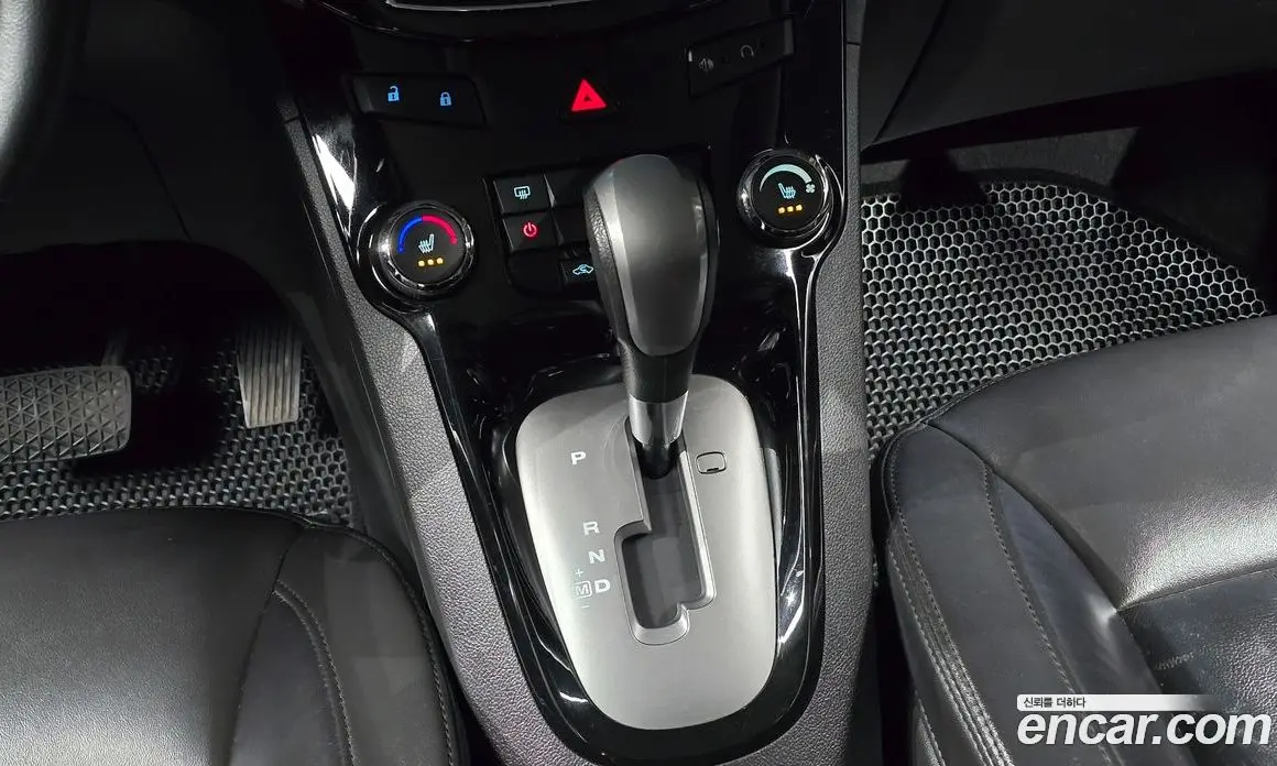 Chevrolet Orlando 2011 2.0 автомат (гидро), фото 11