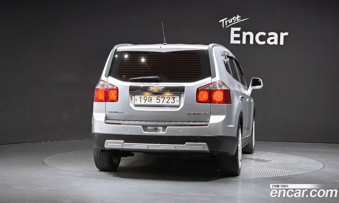 Chevrolet Orlando 2011 2.0 автомат (гидро), фото 3